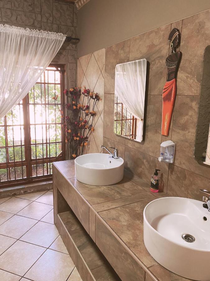 The Wilds Lodge Kuruman Exterior foto