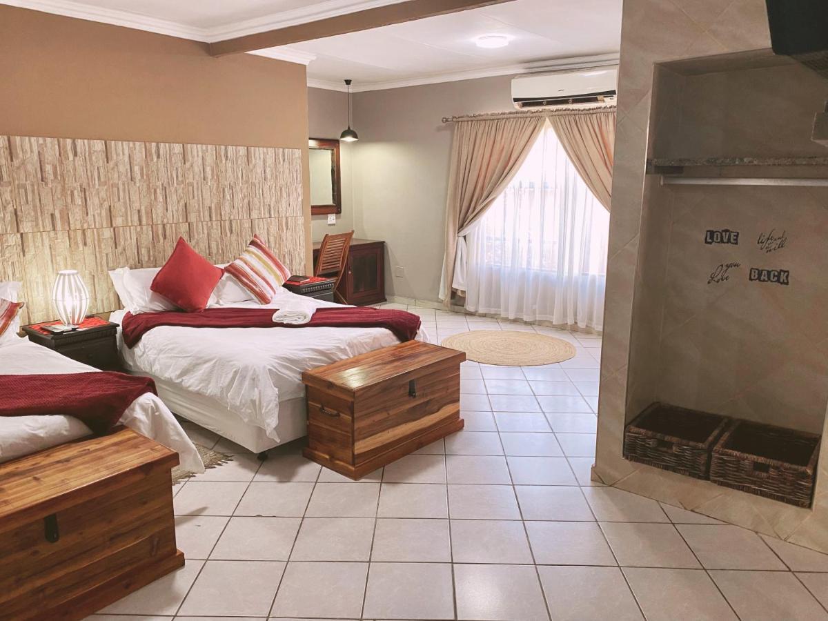 The Wilds Lodge Kuruman Exterior foto