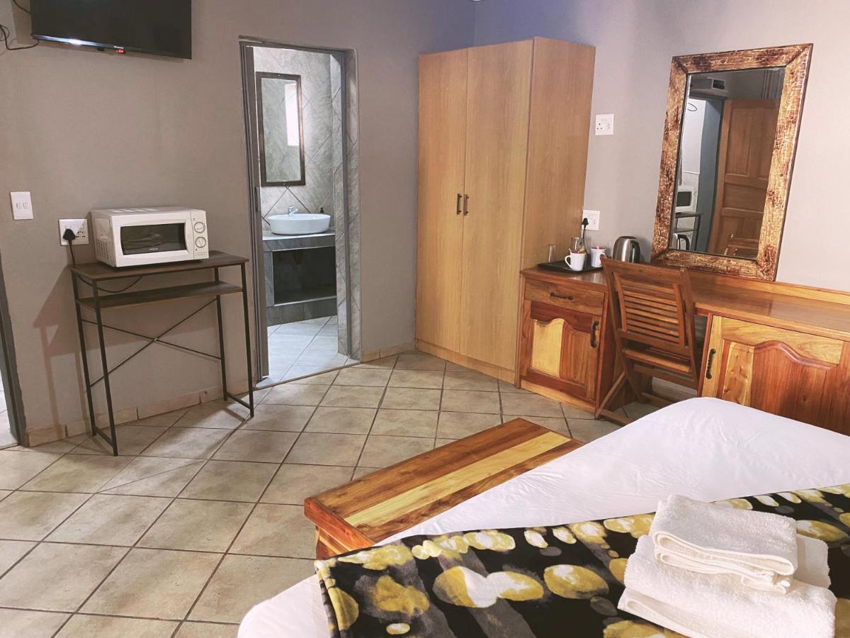 The Wilds Lodge Kuruman Exterior foto